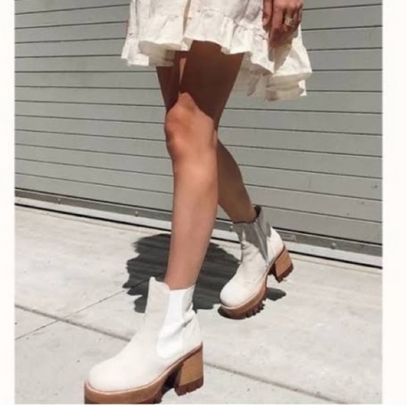 Jeffrey Campbell x Free People Suede Beige Platform Boots - Picture 2 of 11